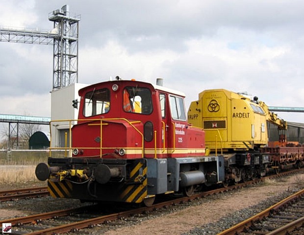 Diesellok 225 - 3-11